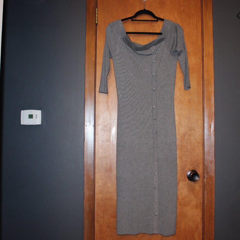 Eva Mendes NY&C Gray Ribbed Knit Button Front Maxi Dress Size L NWT